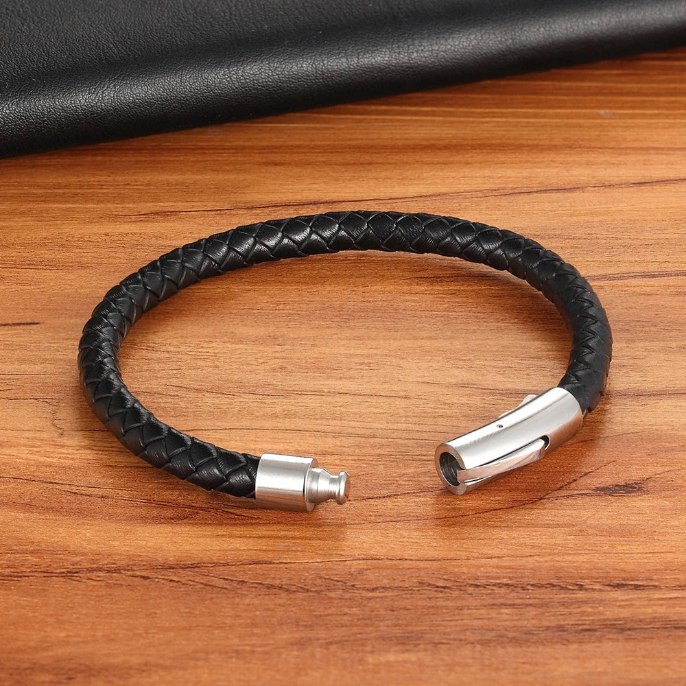 đ€ Bracelets TressĂ©s en Cuir & Acier Inoxydable â ĂlĂ©gance Unisexe.