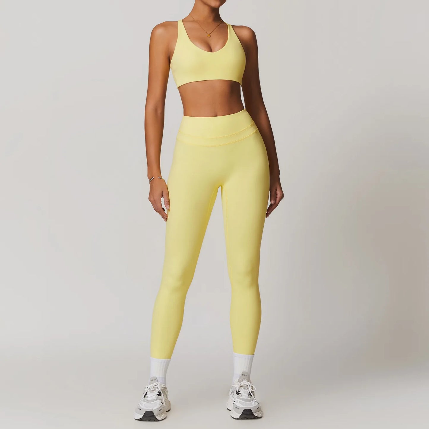 Ensemble de Yoga Femme - Confort et Performance.