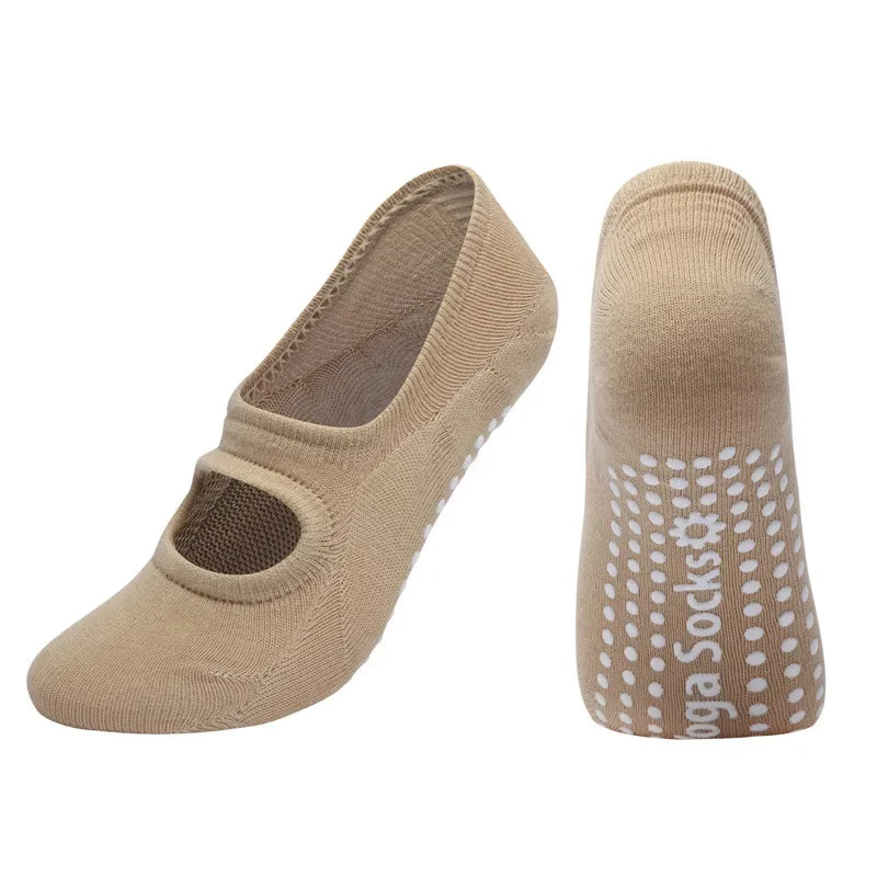 Chaussettes de Yoga en Coton - Confort, Stabilité et Sérénité.