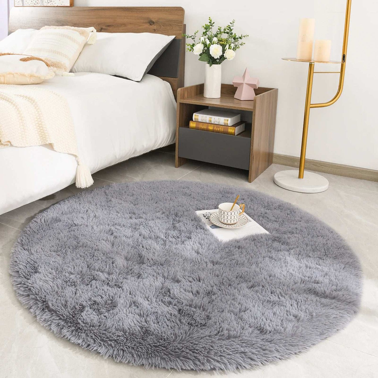 Tapis rond moelleux.