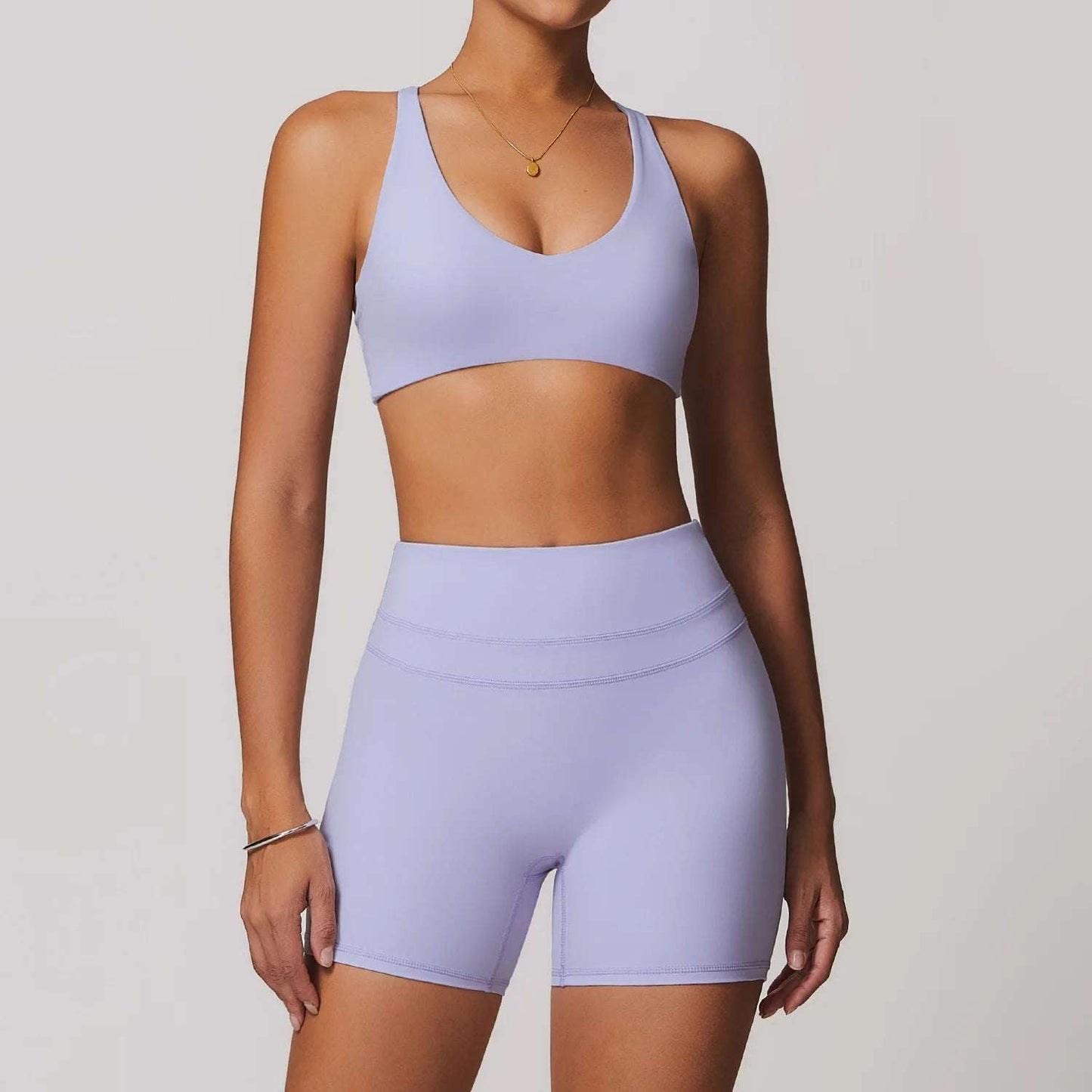 VĂȘtements de sport pour femmes.