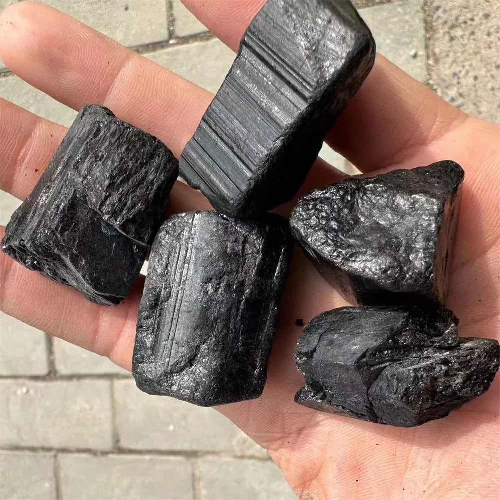 đ€ Tourmaline Noire Naturelle Brute â Protection, GuĂ©rison & Ancrage.