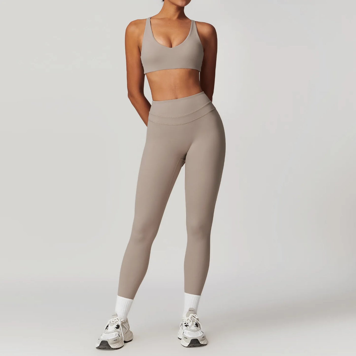 Ensemble de Yoga Femme - Confort et Performance.