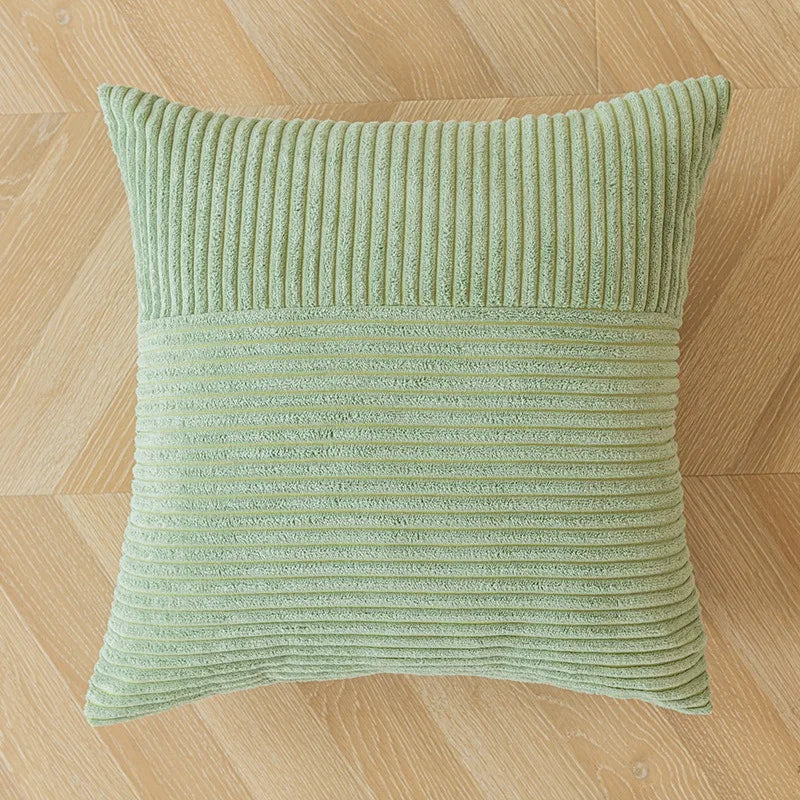Housses de Coussin en Velours Côtelé – Élégance & Confort Intemporel. Disponible en 9 couleurs.