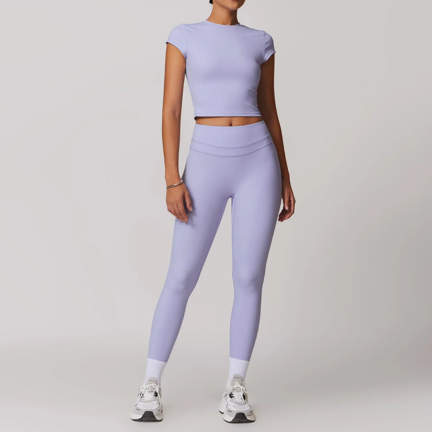 Ensemble de Yoga Femme - Confort et Performance.