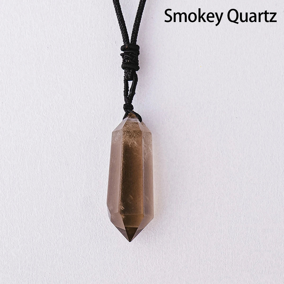 Pendentif en Quartz Naturel – Énergie & Élégance.