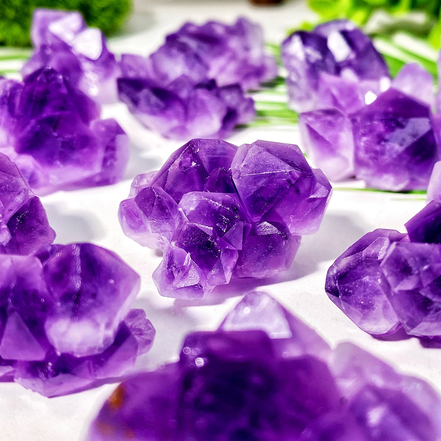 💜 Décoration Florale en Grappe d'Améthyste Naturelle.