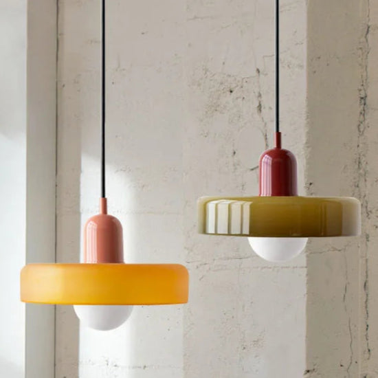 Forged Glass Pendant Light – Elegance & Modernity.