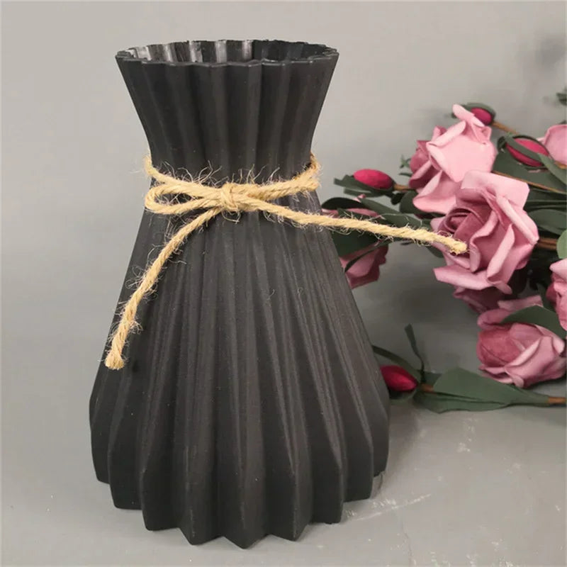 Vase à Fleurs Imitation Céramique – Élégance Durable.