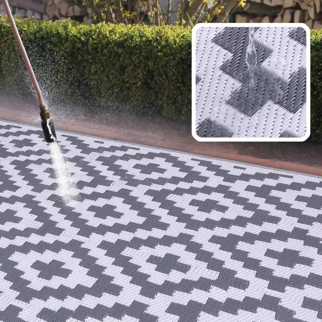 Tapis d'Extérieur Réversible en Paille Imperméable, 5 modèles différents et 5 tailles.