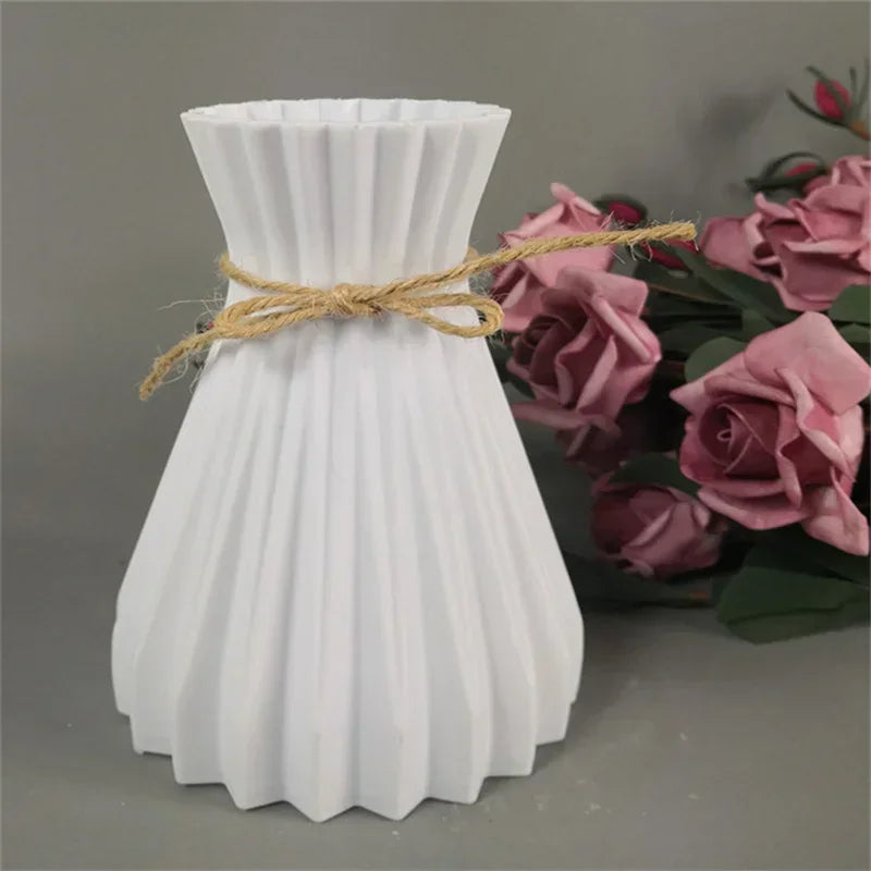 Vase à Fleurs Imitation Céramique – Élégance Durable.