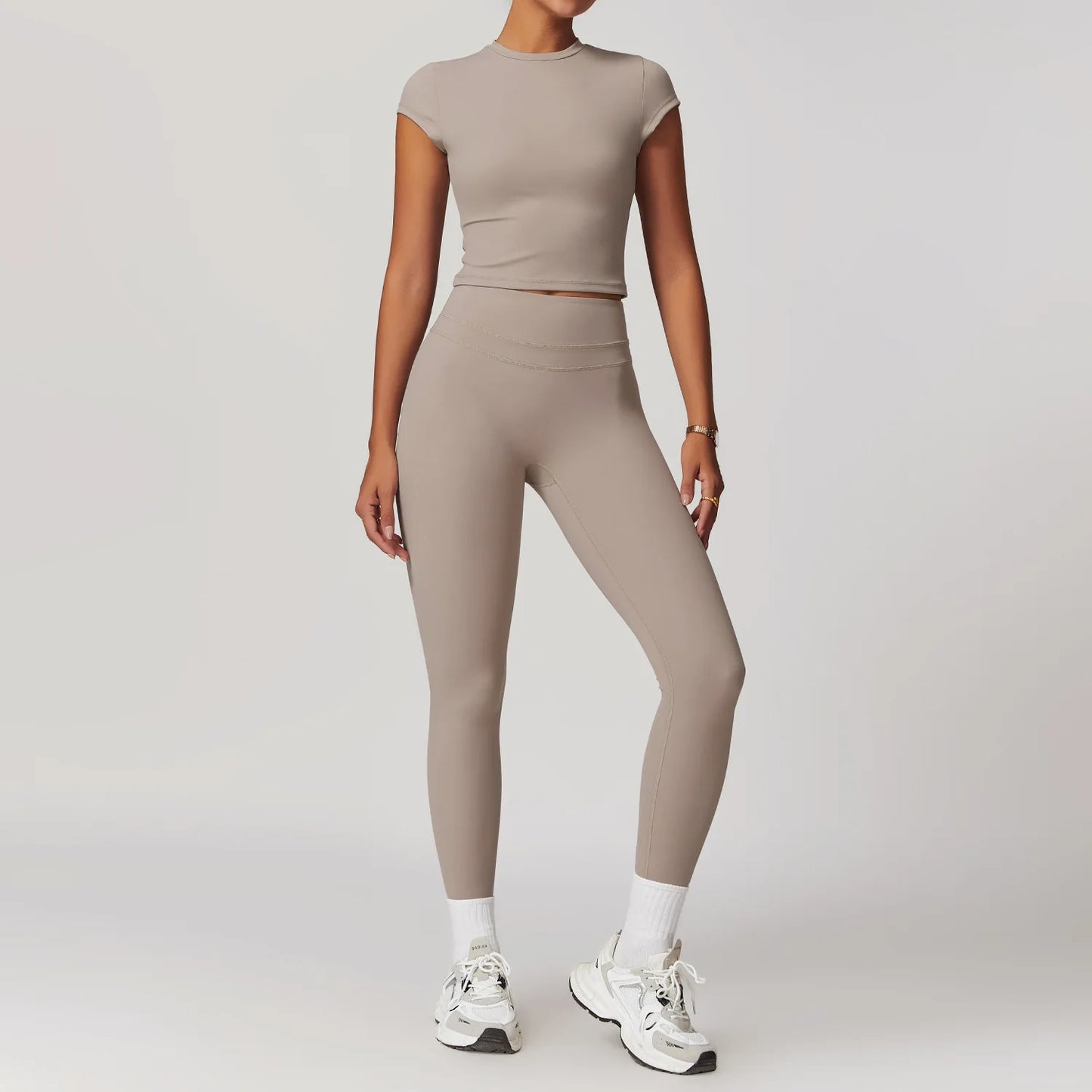 Ensemble de Yoga Femme - Confort et Performance.