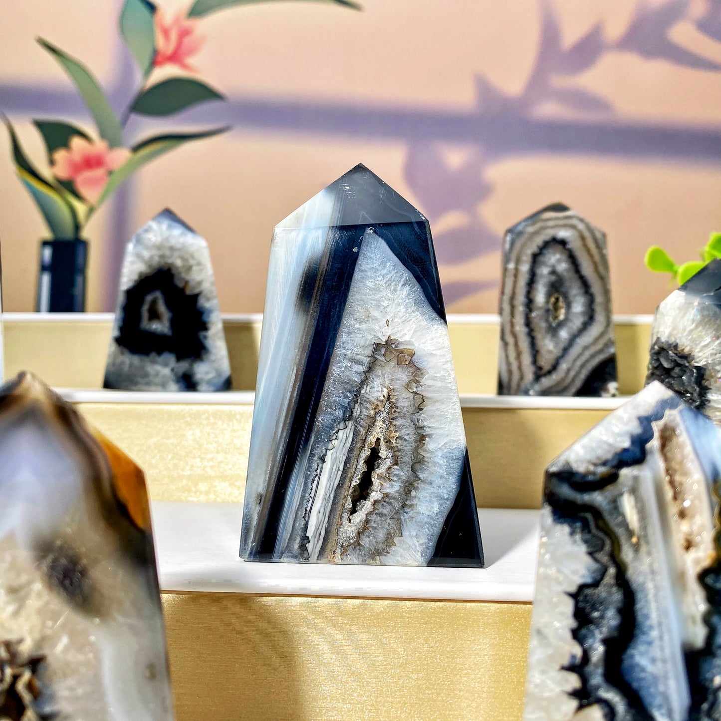 đ€ Onyx Noir Naturel â GĂ©ode d'Agate Unique pour DĂ©coration & Ănergie Spirituelle.