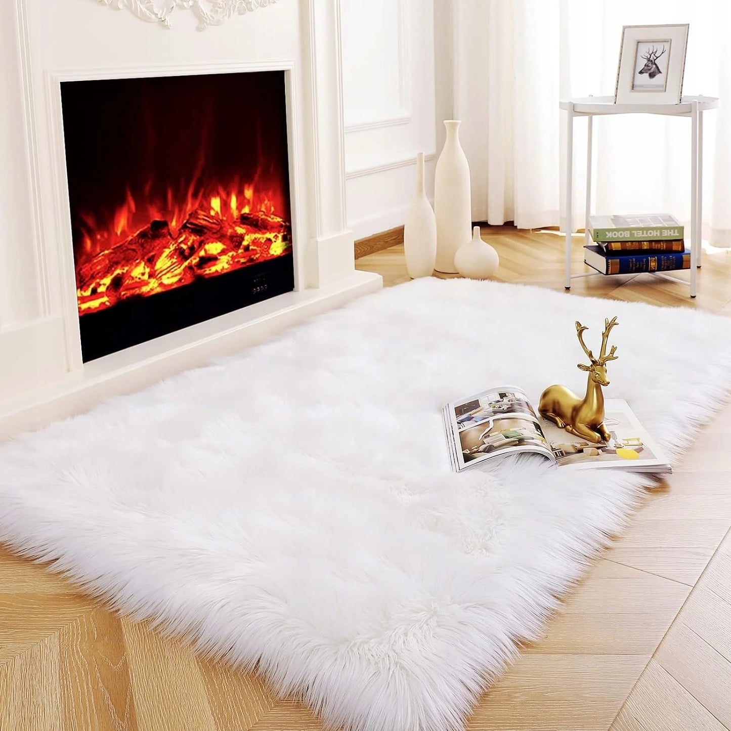 Tapis en fausse fourrure.