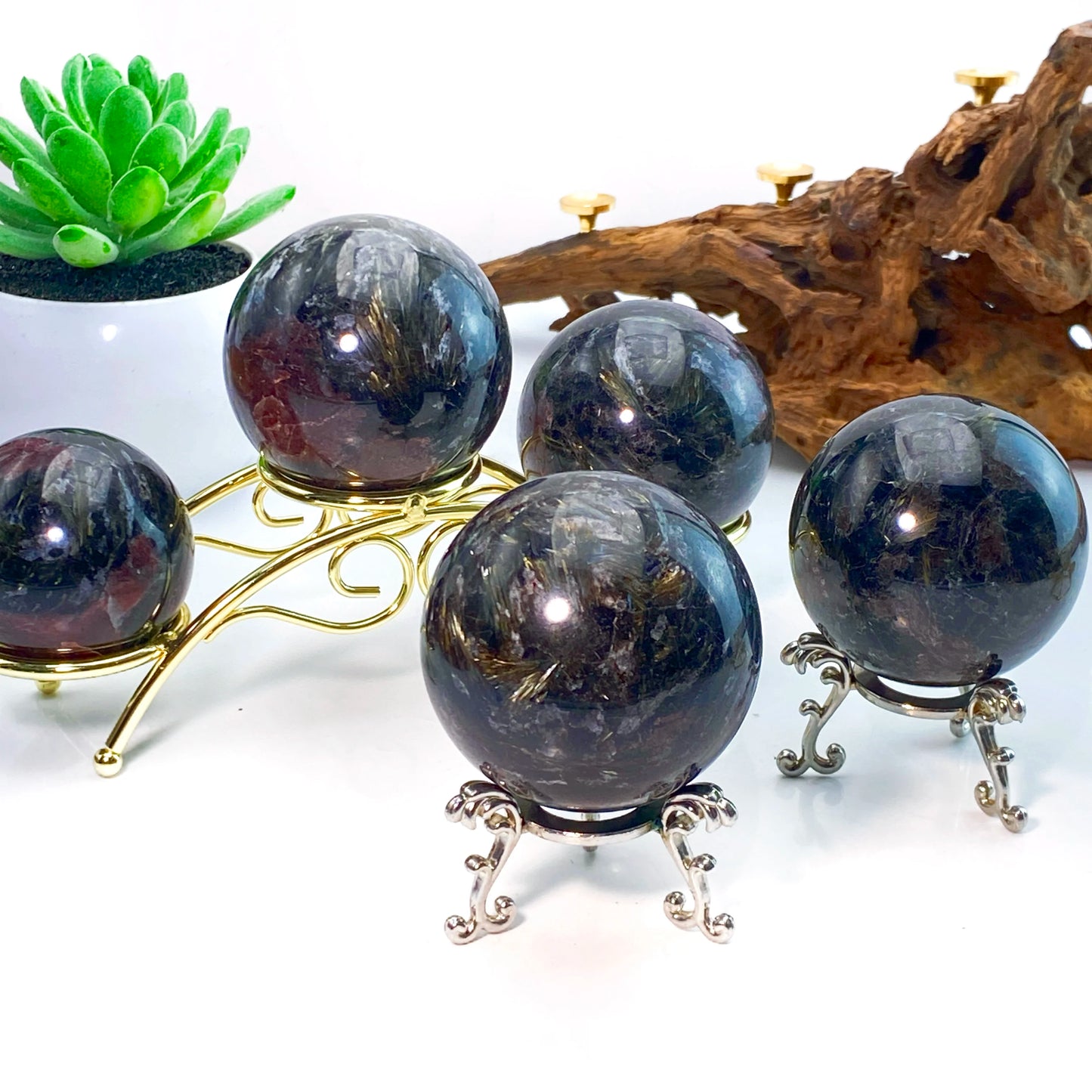 ⚪Sphère de Feu d’Artifice – Cristal Naturel Sculpté & Énergétique.