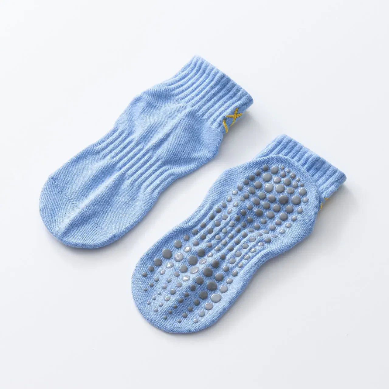 Chaussettes de yoga respirantes simples pour femmes.e