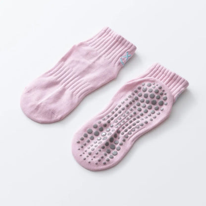 Chaussettes de yoga respirantes simples pour femmes.e