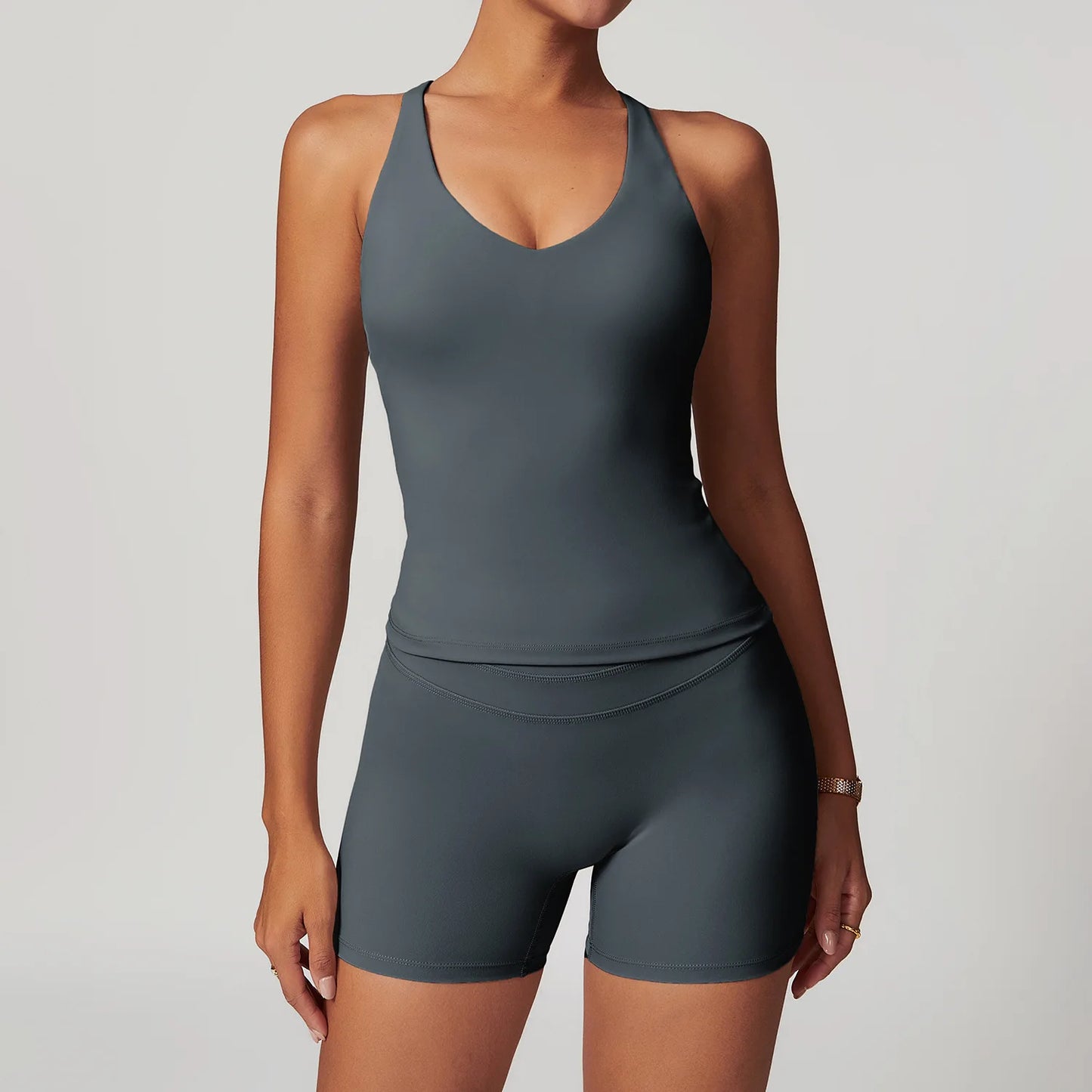 Vêtements de sport pour femmes.