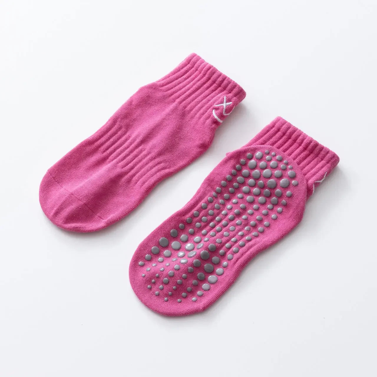 Chaussettes de yoga respirantes simples pour femmes.e