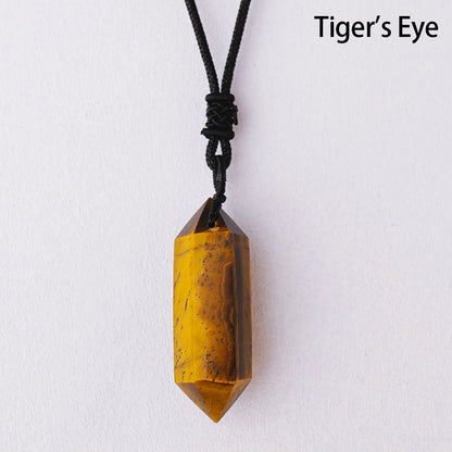 Pendentif en Quartz Naturel – Énergie & Élégance.