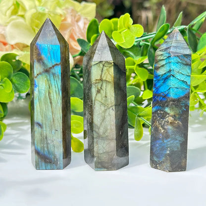 Cristal de Labradorite Naturelle – Symbole de Renaissance & Transformation.