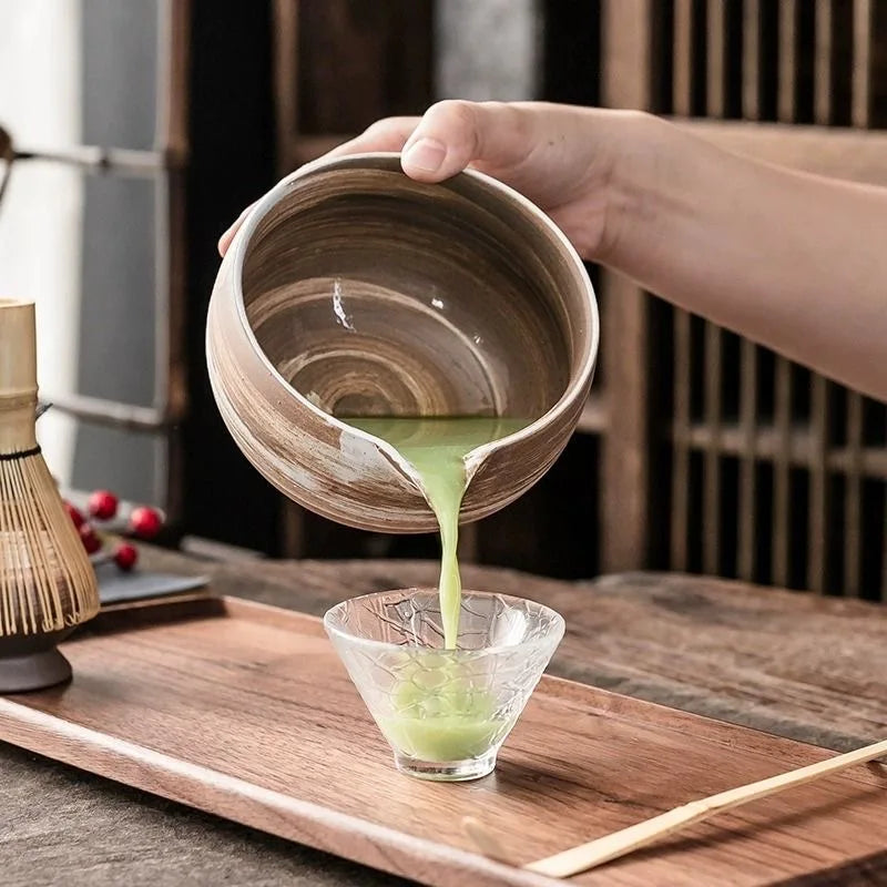 Service à matcha.