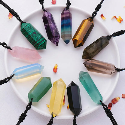 Pendentif en Quartz Naturel – Énergie & Élégance.