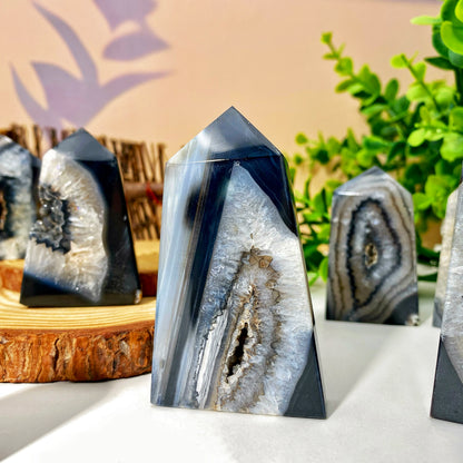 🖤 Onyx Noir Naturel – Géode d'Agate Unique pour Décoration & Énergie Spirituelle.