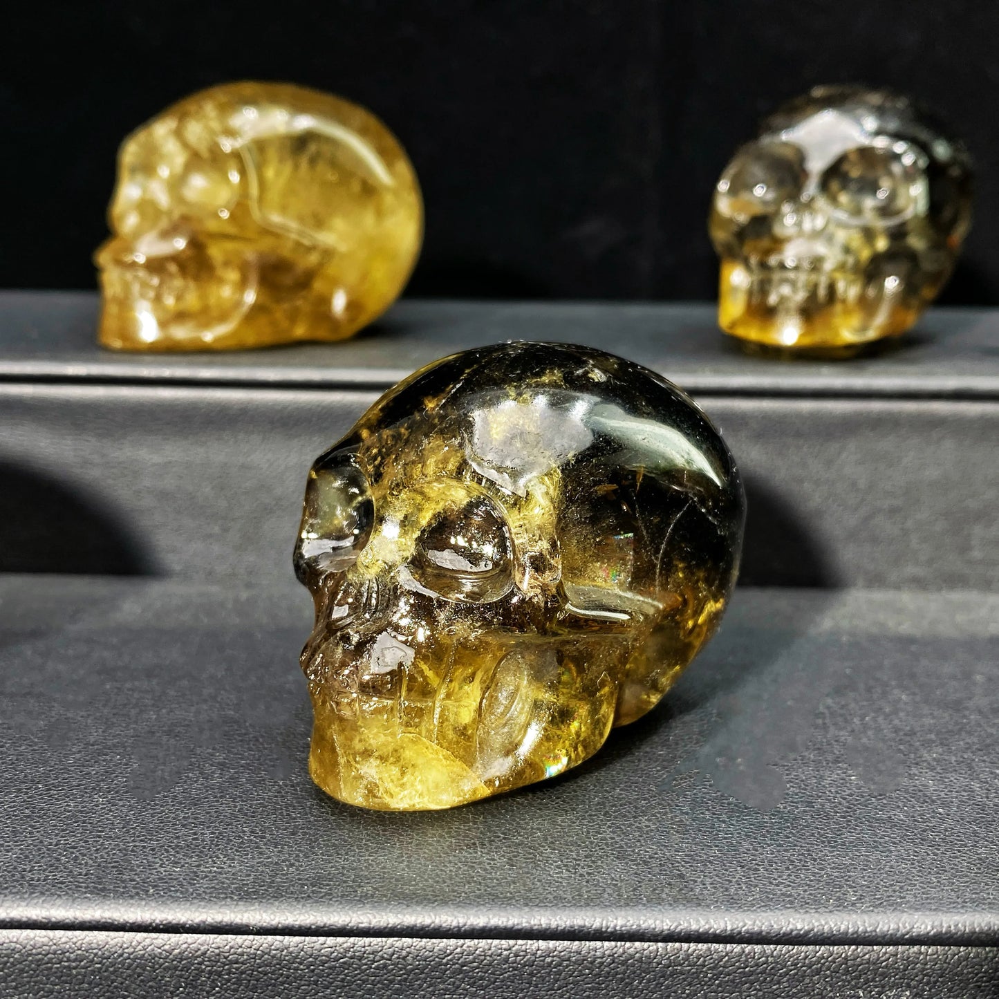 💀 Crâne en Quartz Citrine Fumé Naturel.